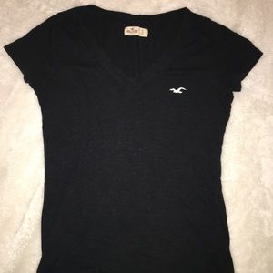 Black Hollister t-shirt